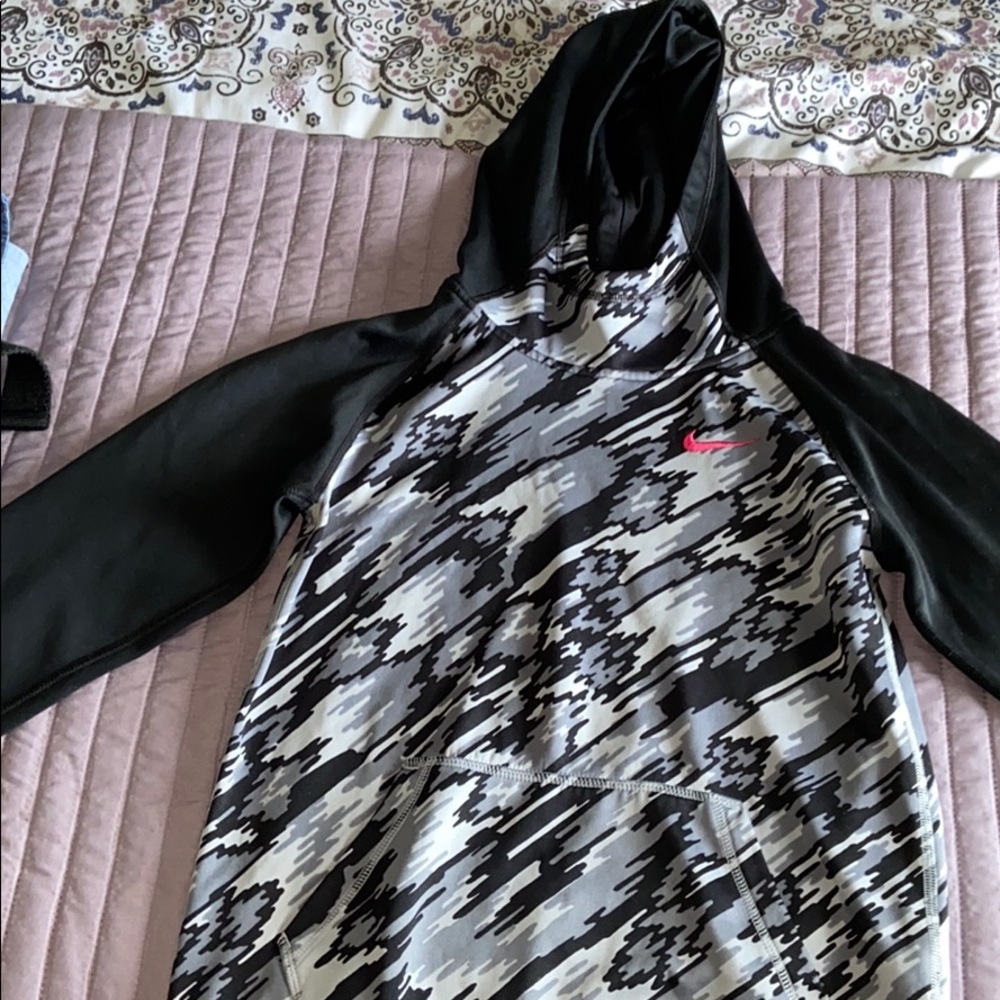Nike hoodie